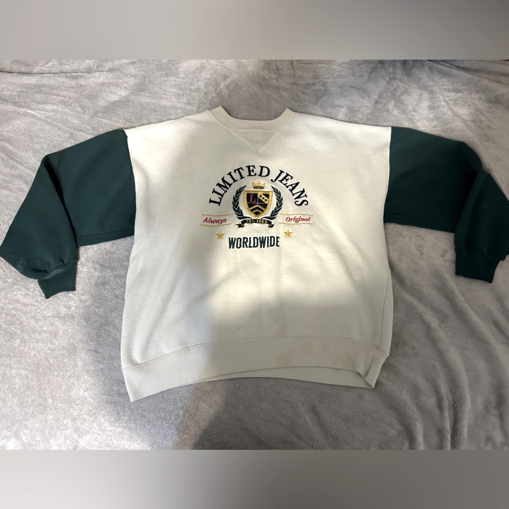 The Limited Jeans Men's White and Green Crewneck Sweater